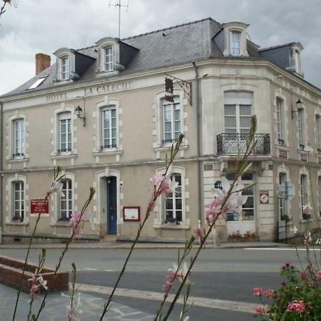 Le Relais De La Caleche Hotel Saint-Denis-d'Anjou ภายนอก รูปภาพ